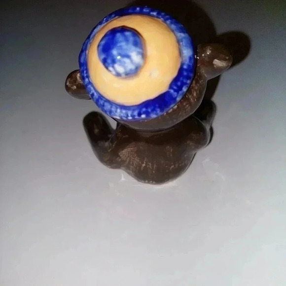 Sock Monkey painted Ceramic Statue With Hat - Picture 3 of 5